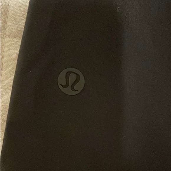 Lululemon The Everyday Skirt in Black - Picture 2 of 2
